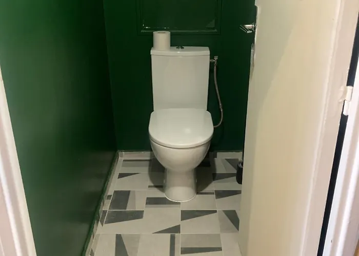 Apartment Quietude Au Village Jourdain Paris
